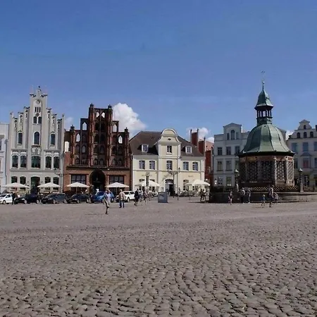 Am Wismarer Markt Mit Balkon - Abc329 Apartment Wismar