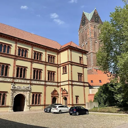 Daire Am Wismarer Markt Mit Balkon - Abc329 Wißmar